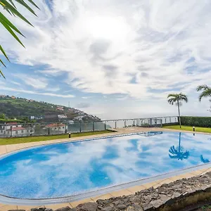 Serramar , Vistas Deslumbrantes Apartment Calheta (Madeira)